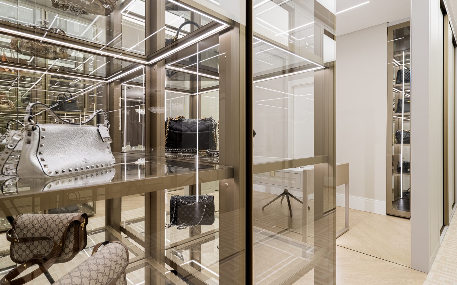 PERFACTO - Closet